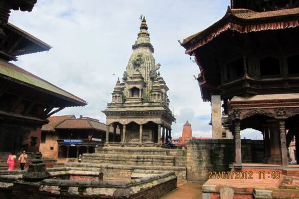 A Quick Travel Guide: What To See, Know and Do in Nepal - Travelling